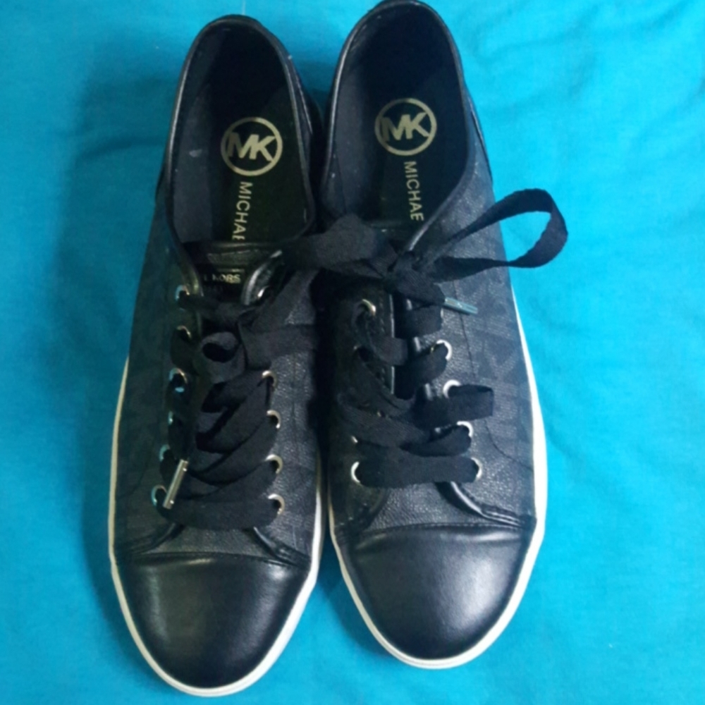 Michael Kors Sneakers Size 8.5